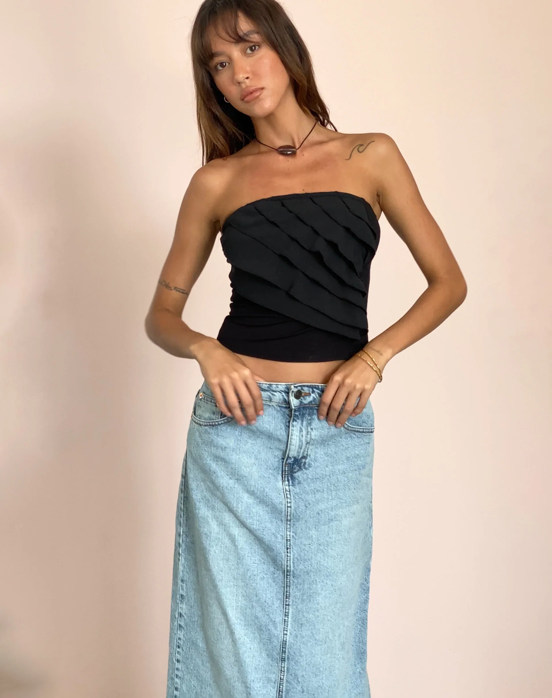 Wayan Ruffle Bandeau Top in Black - Image 4