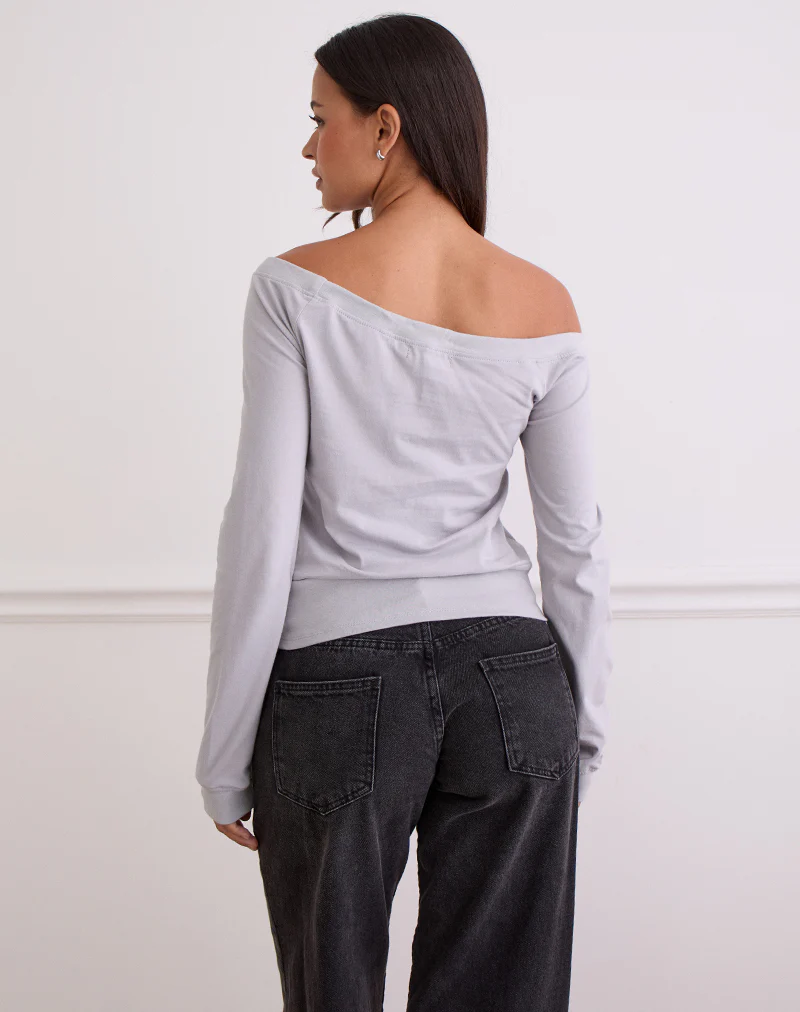 Yacin Slouchy Top in Silver - Image 3