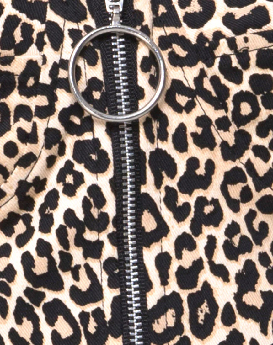 Zipshi Crop Top in Rar Leopard Brown - Image 5